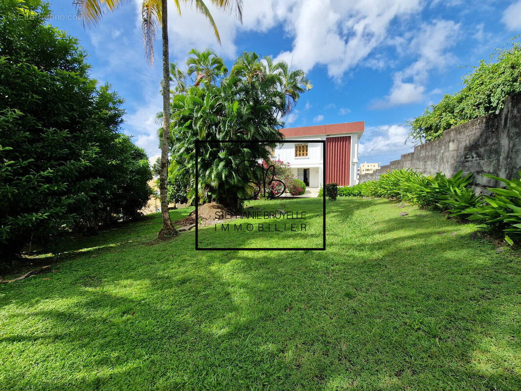 Maison à FORT-DE-FRANCE