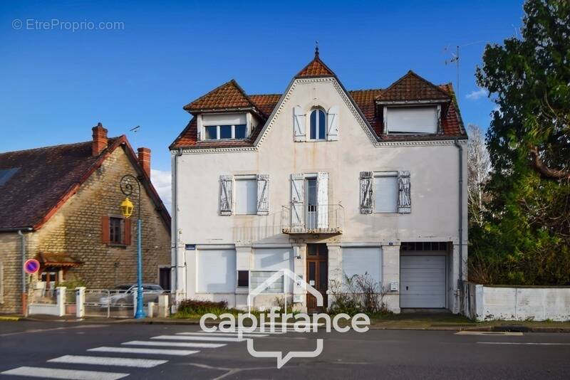 Maison à SAINT-GERMAIN-DU-BOIS