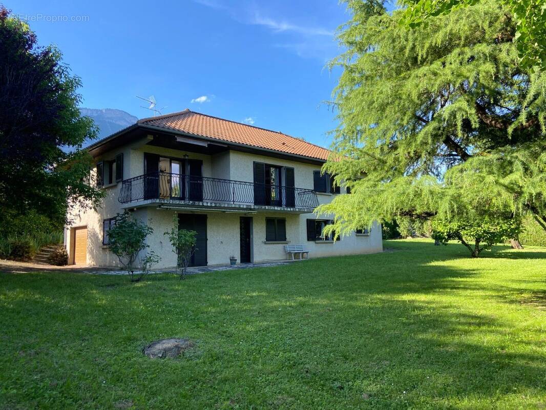 Maison à SAINT-ISMIER