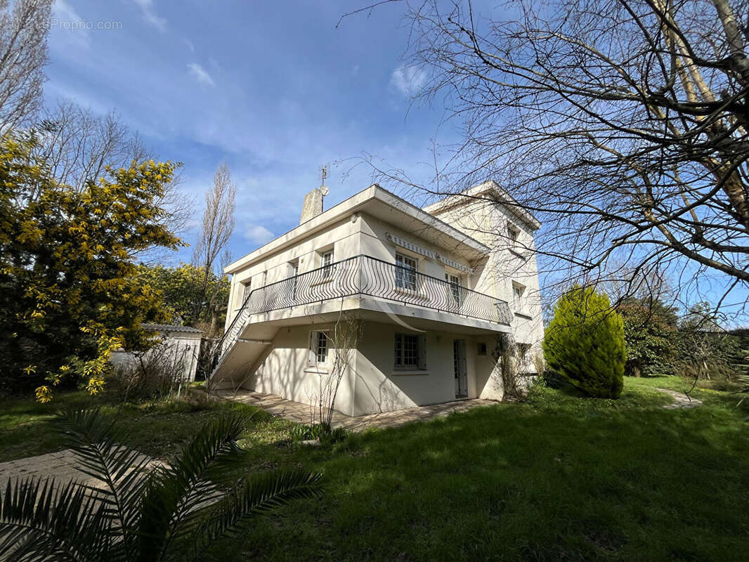 Maison à L&#039;AIGUILLON-SUR-VIE
