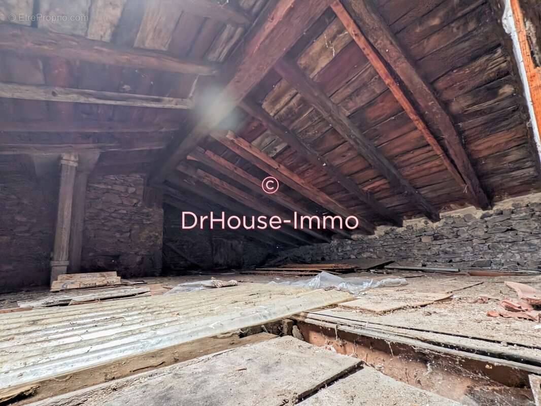 Appartement à BULLY