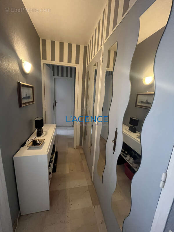Appartement à HYERES