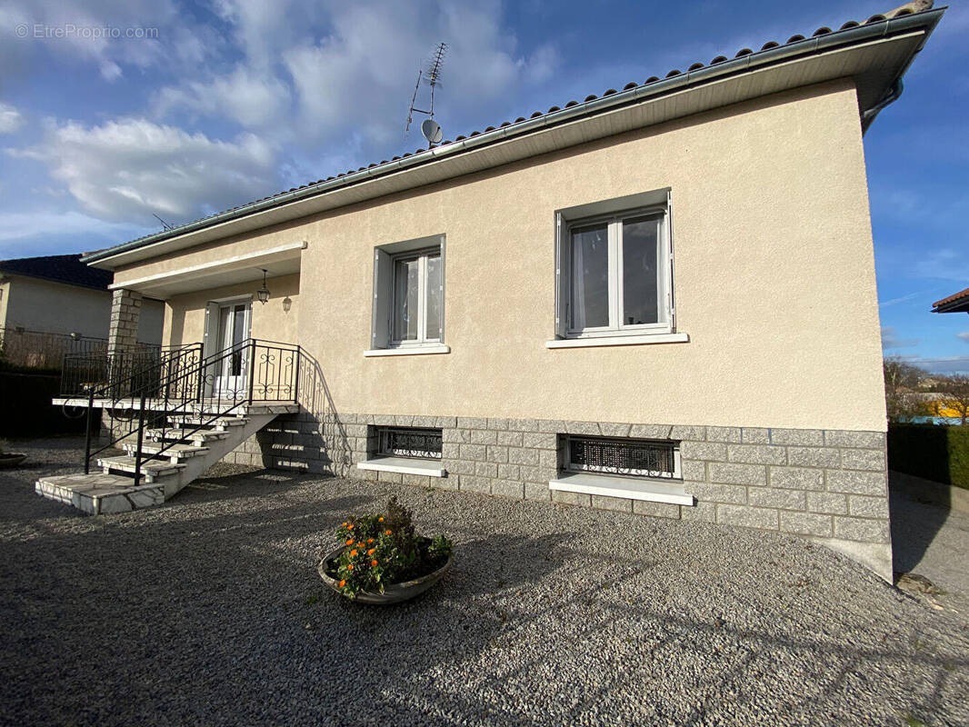 Maison à MIREBEAU