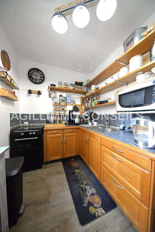 Appartement à PUGET-SUR-ARGENS