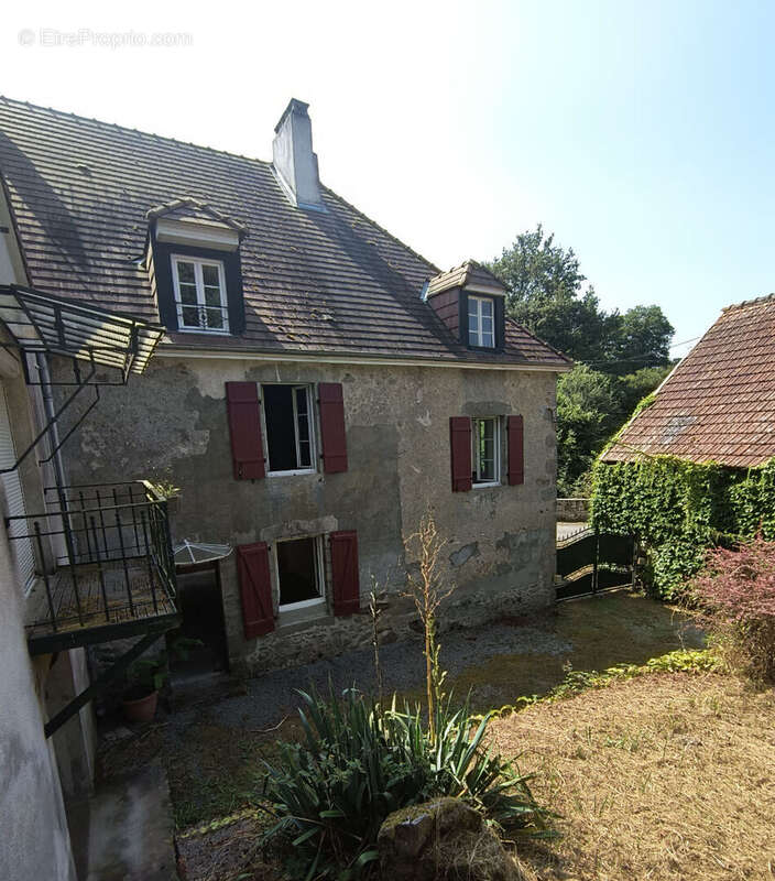 Maison à LA SOUTERRAINE