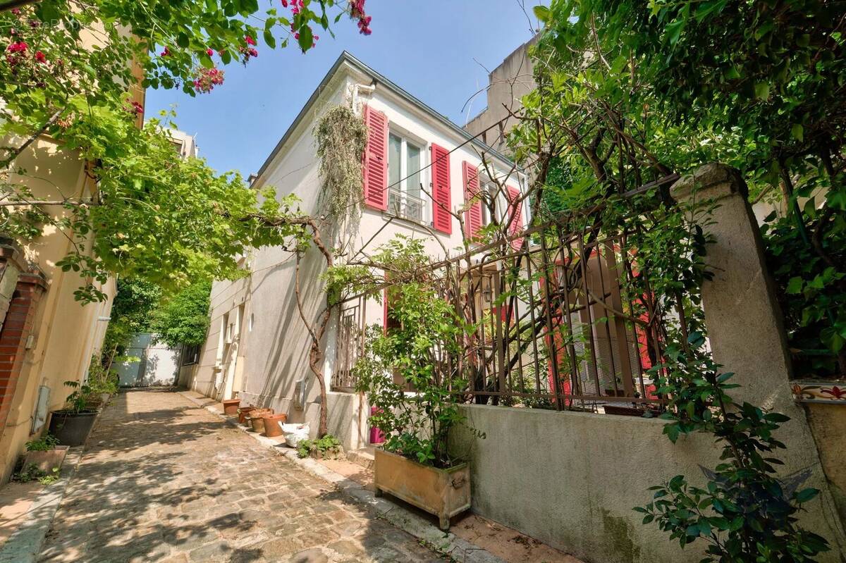 Maison à PARIS-20E