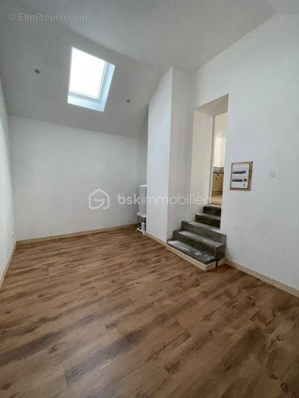 Appartement à DORDIVES