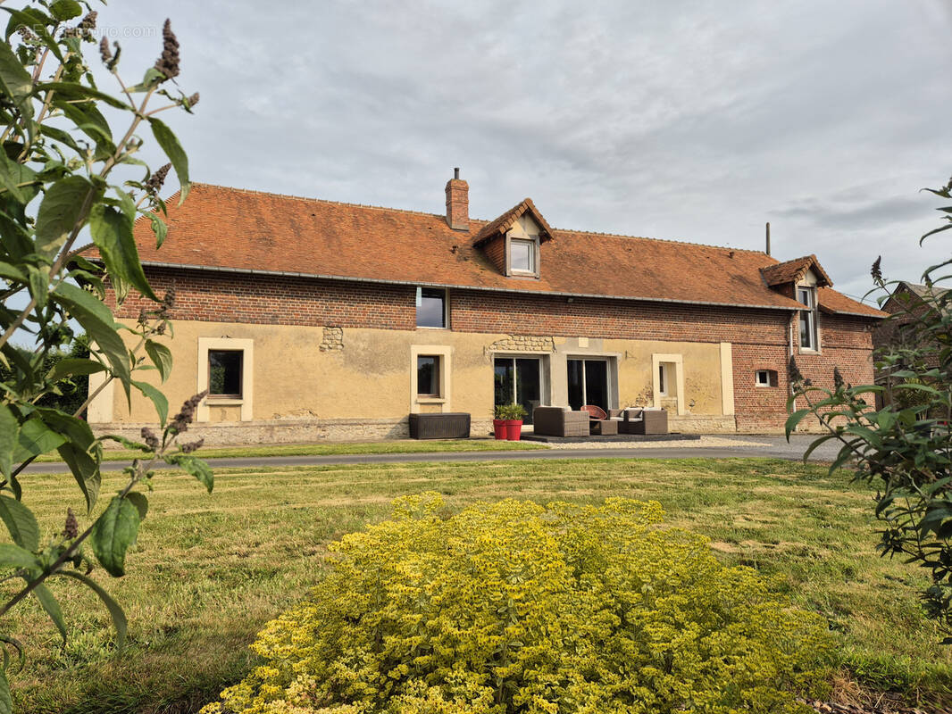Maison à NEUFCHATEL-EN-BRAY