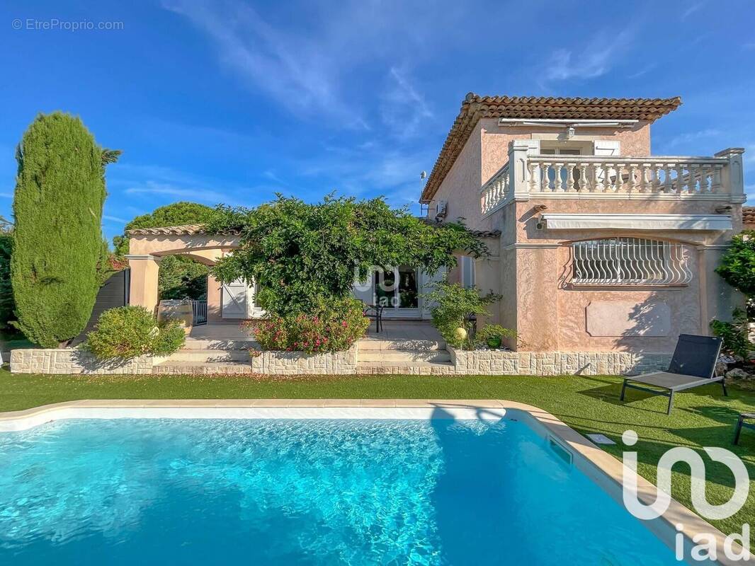 Photo 1 - Maison à SAINT-RAPHAEL