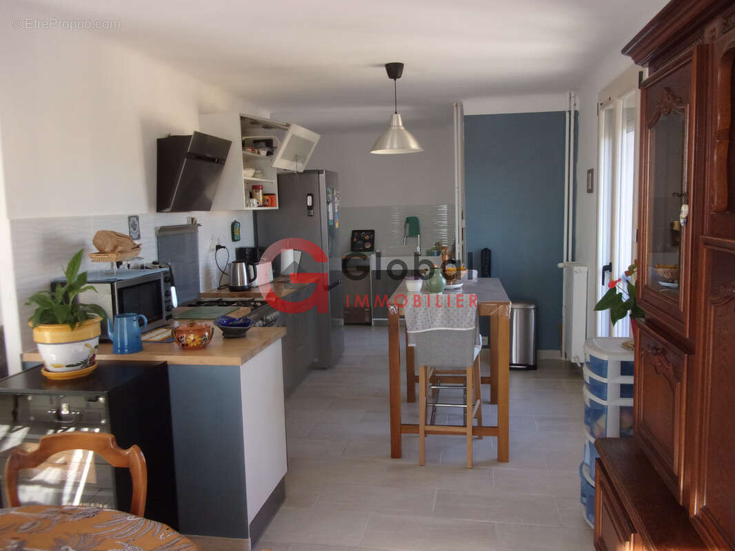 Appartement à PORT-DE-BOUC