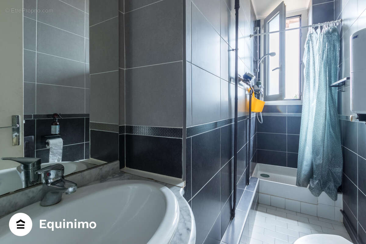 Appartement à SURESNES