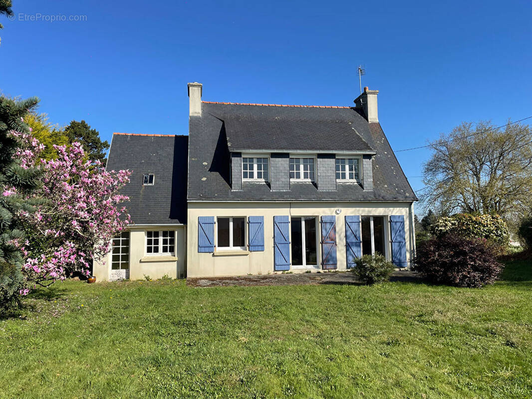 Maison à PLEUVEN