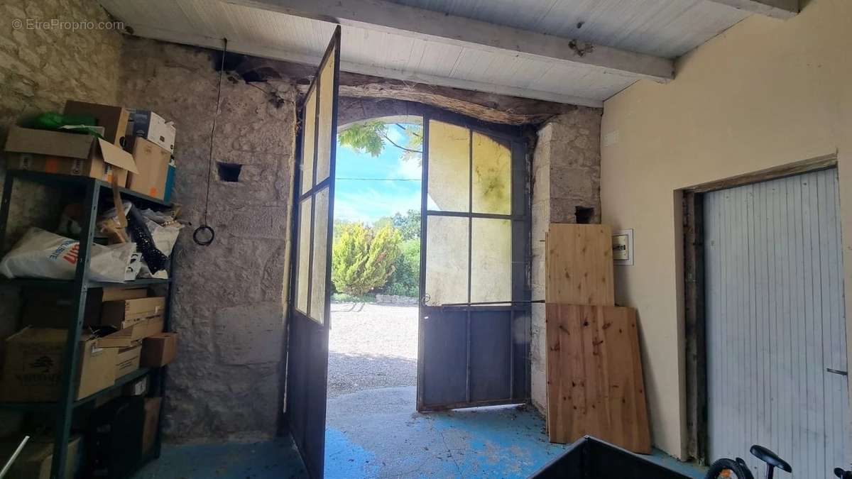 Maison à MONTAIGU-DE-QUERCY