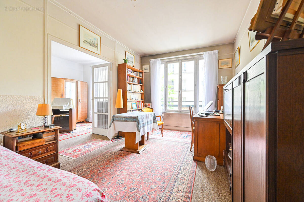 Appartement à PARIS-5E