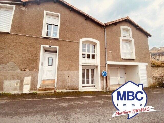 Maison à BEAUPREAU