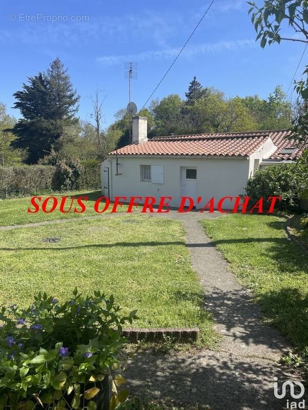 Photo 1 - Maison à GROSBREUIL