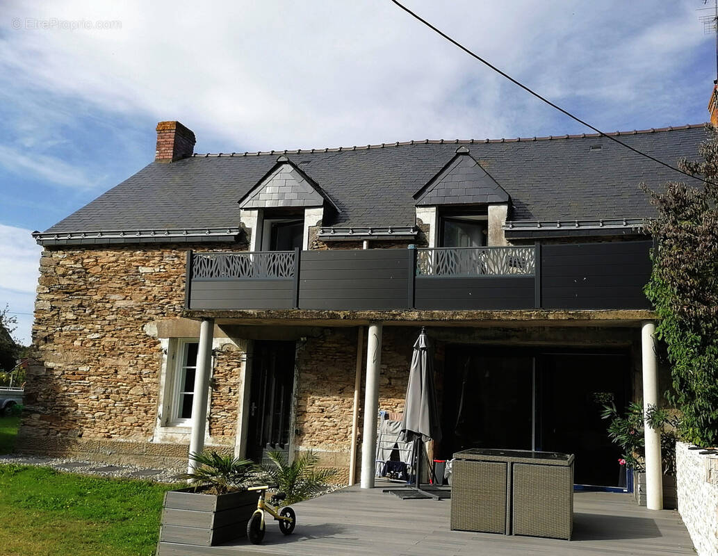 Maison à SEVERAC
