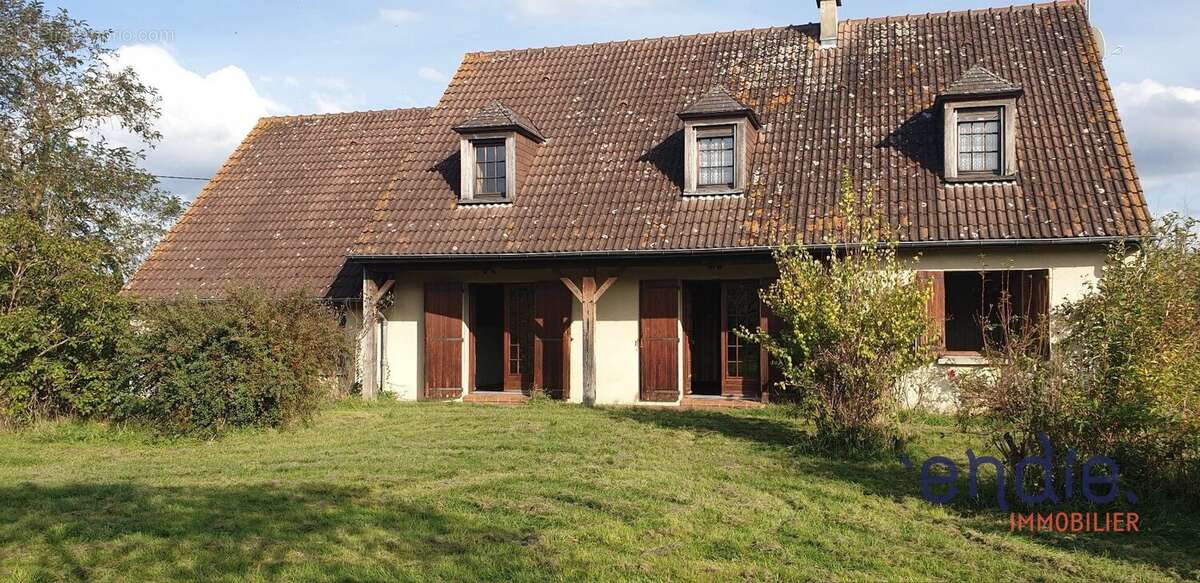 Maison à SAINT-VICTOR
