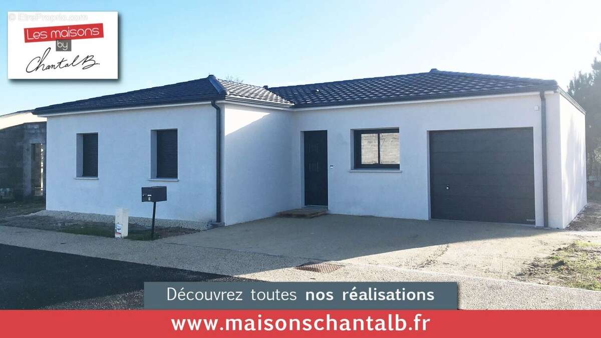 Terrain à MOUTIERS-LES-MAUXFAITS