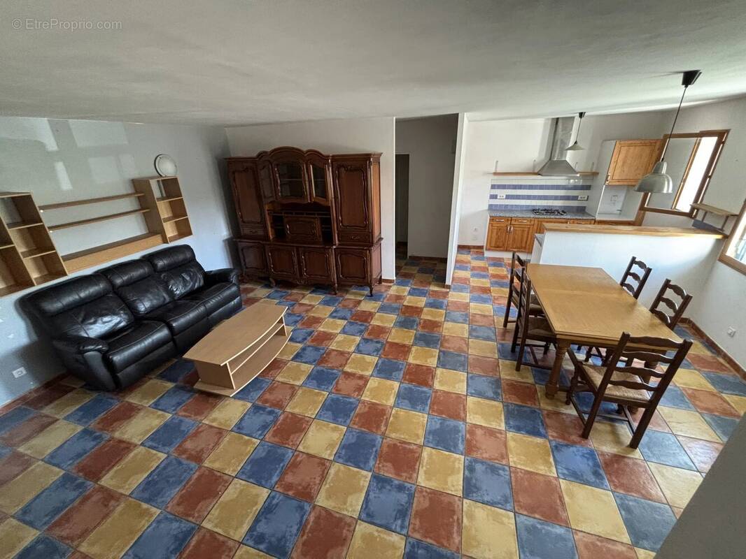 Maison à NEVIAN