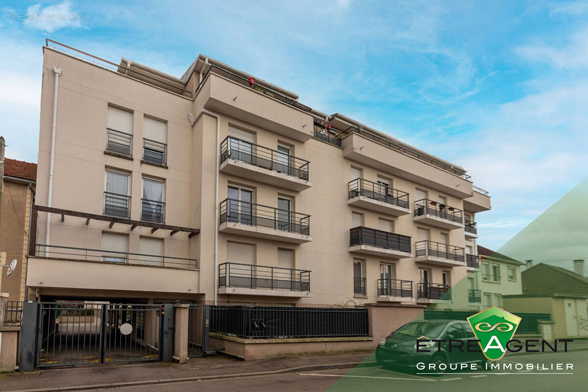 Appartement à MANTES-LA-VILLE