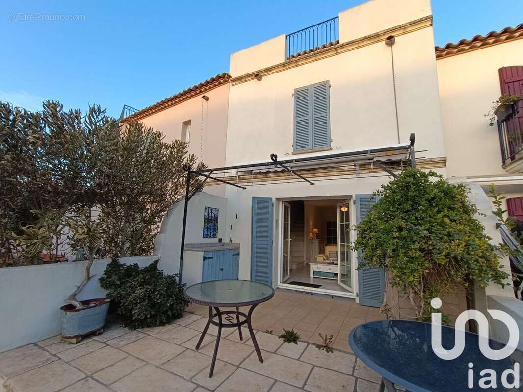 Photo 2 - Maison à AIGUES-MORTES