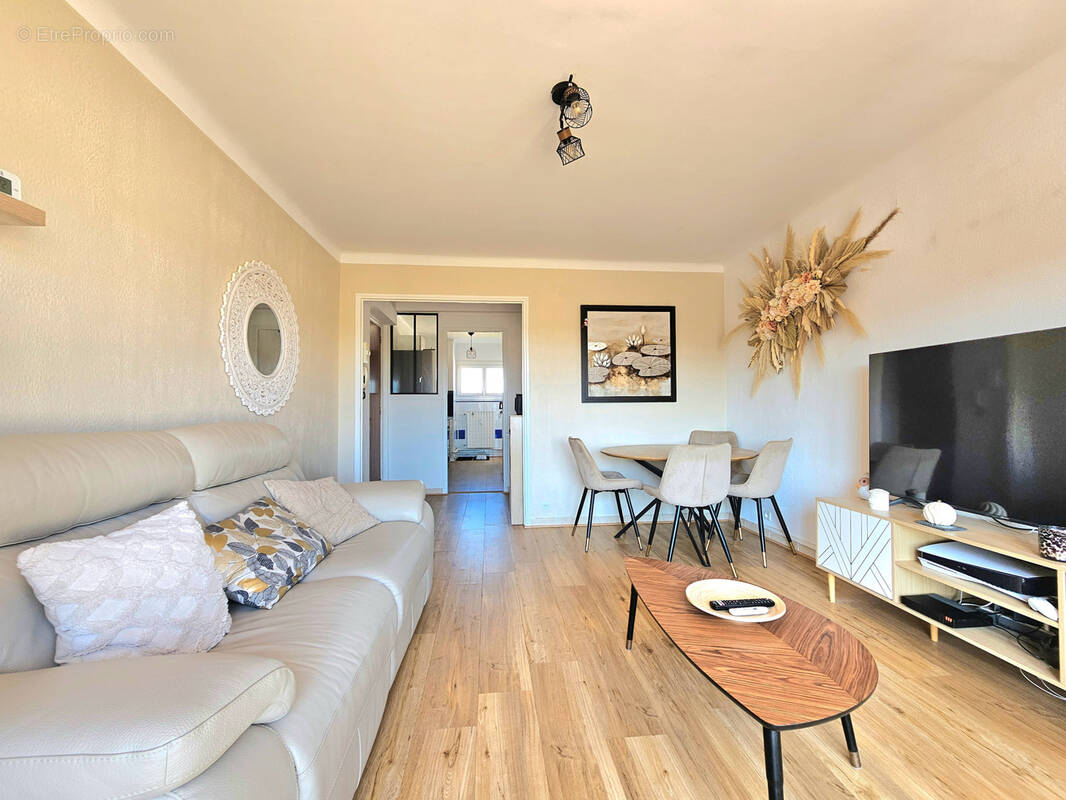 Appartement à HYERES
