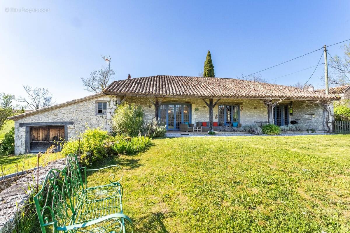 Maison à TOUFFAILLES