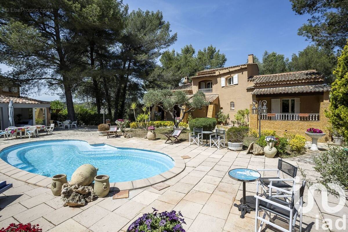 Photo 1 - Maison à LA DESTROUSSE