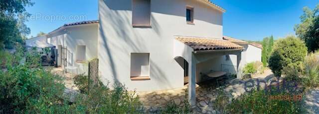 Maison à LORGUES