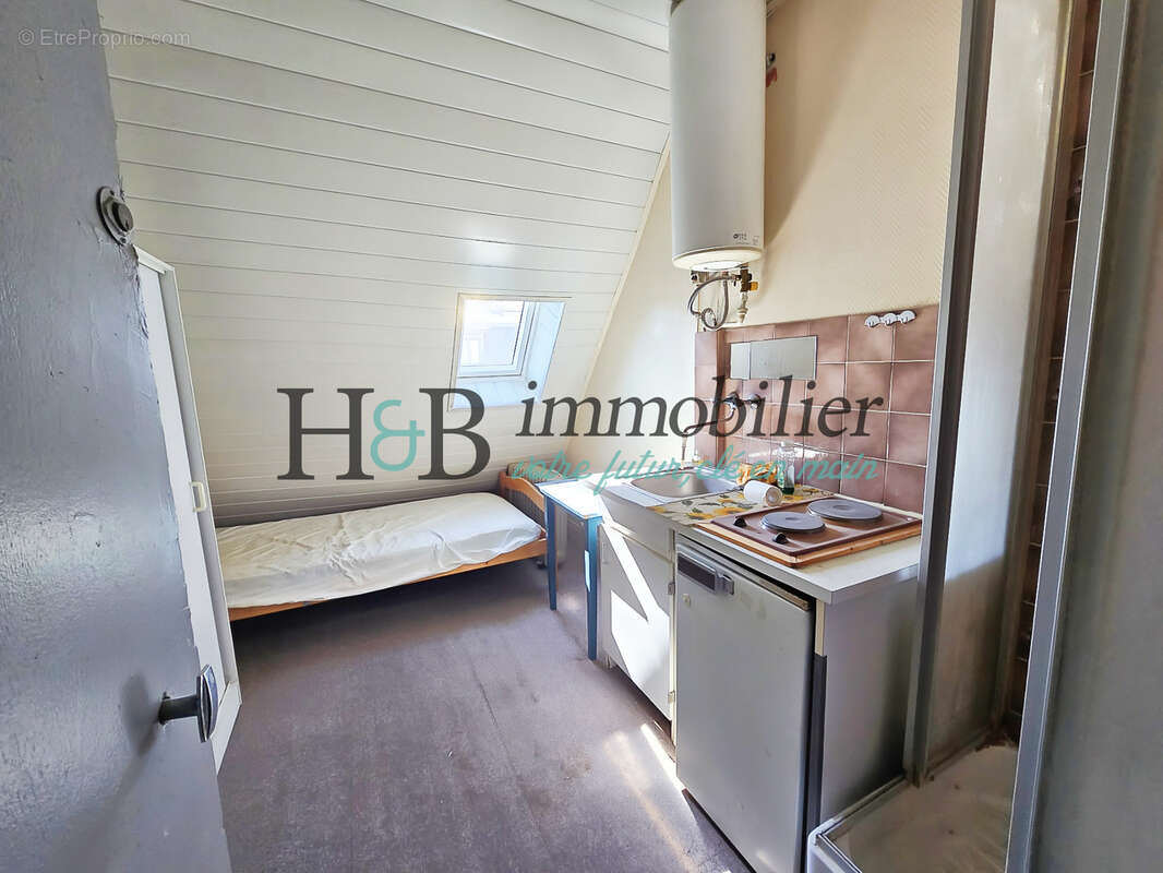Appartement à PARIS-8E