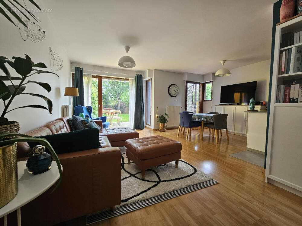 Appartement à SAINT-JACQUES-DE-LA-LANDE