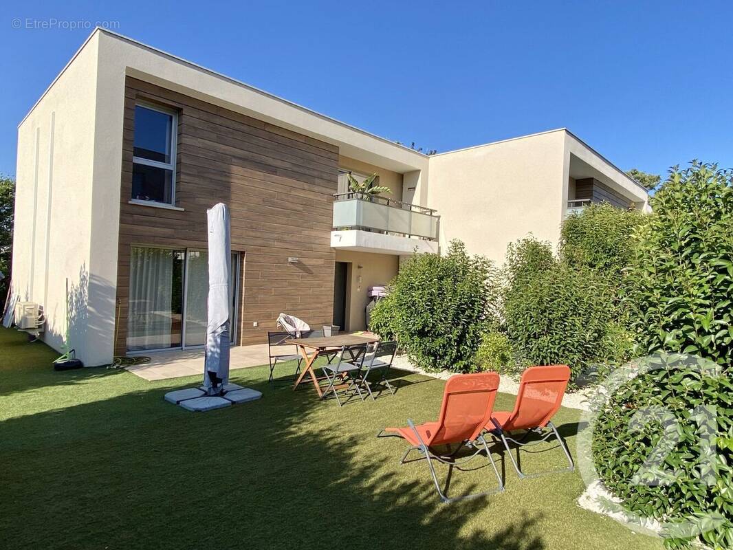 Maison à SIX-FOURS-LES-PLAGES