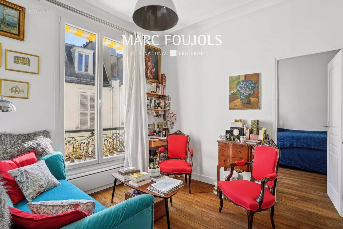 Appartement à PARIS-15E