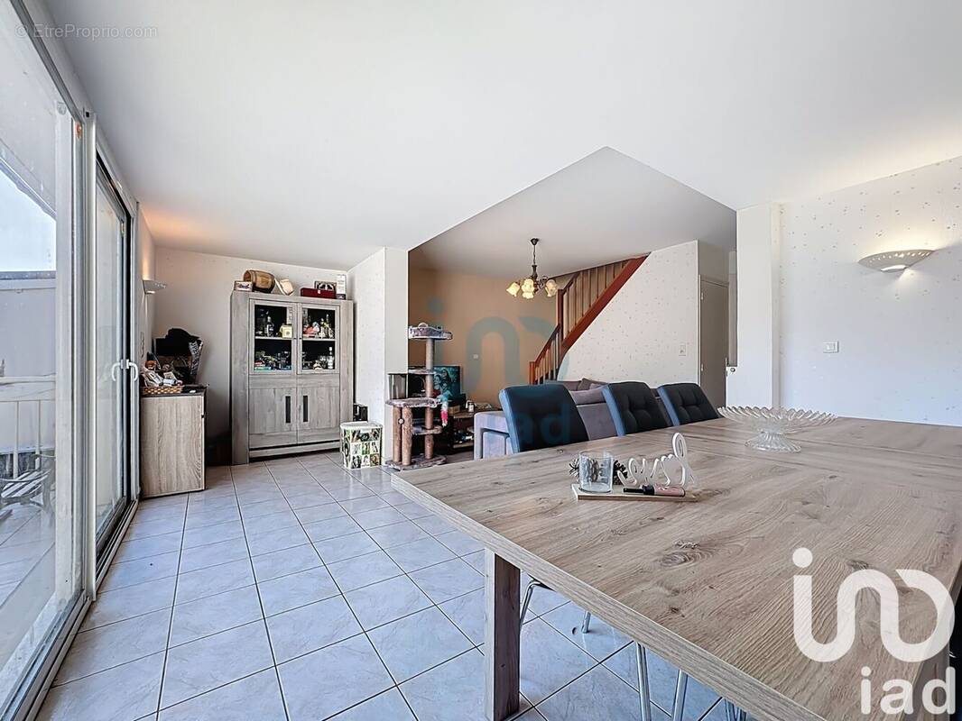 Photo 1 - Maison à LA FRANCHEVILLE