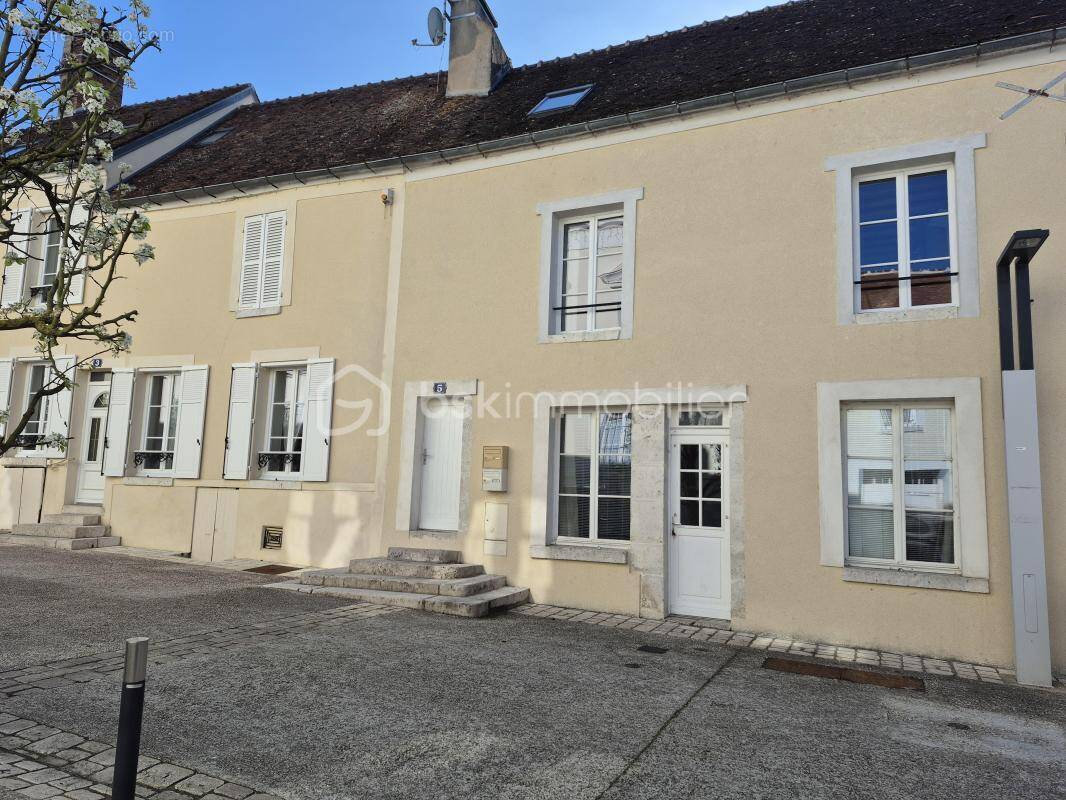 Appartement à CHATEAU-LANDON