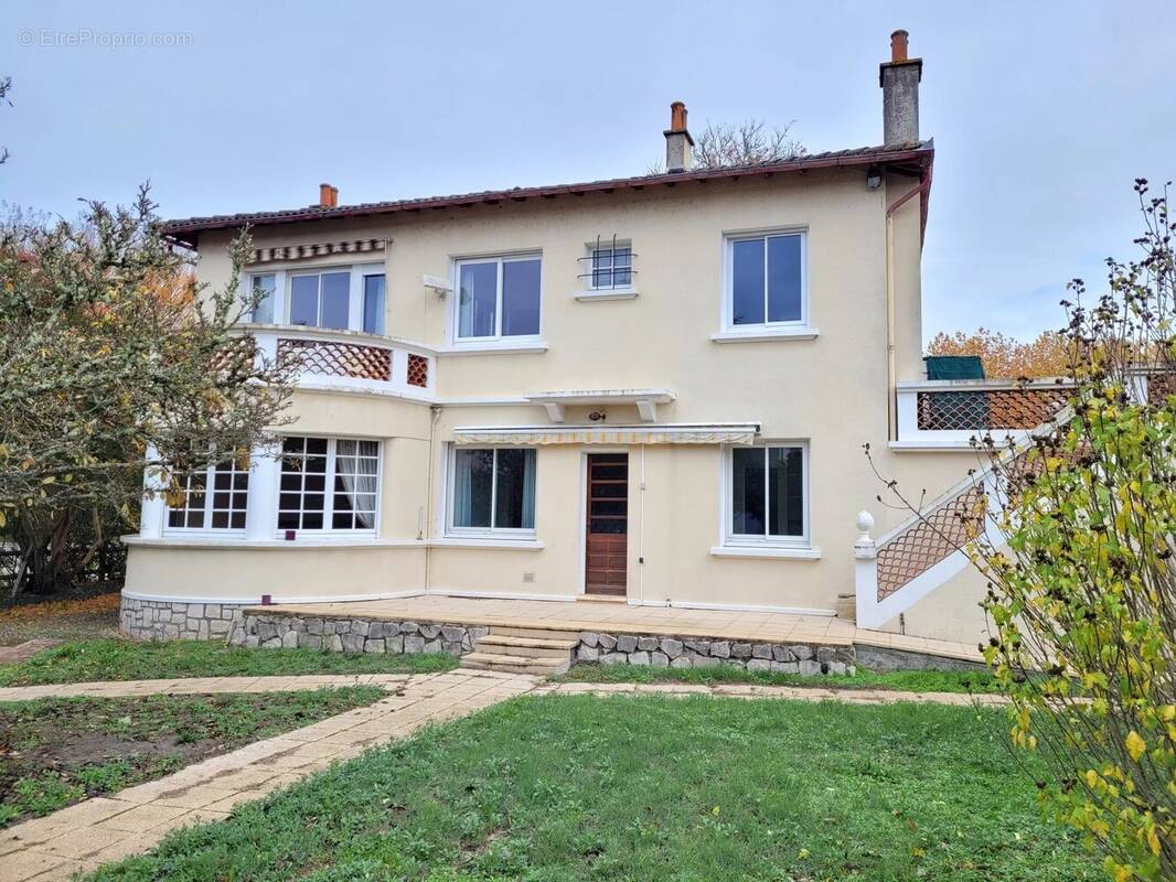 Maison à NERAC
