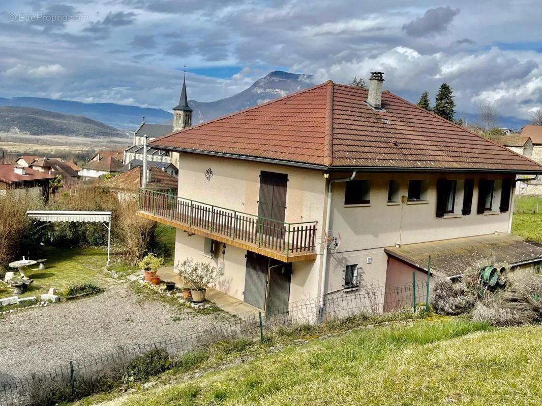 Maison à CHINDRIEUX