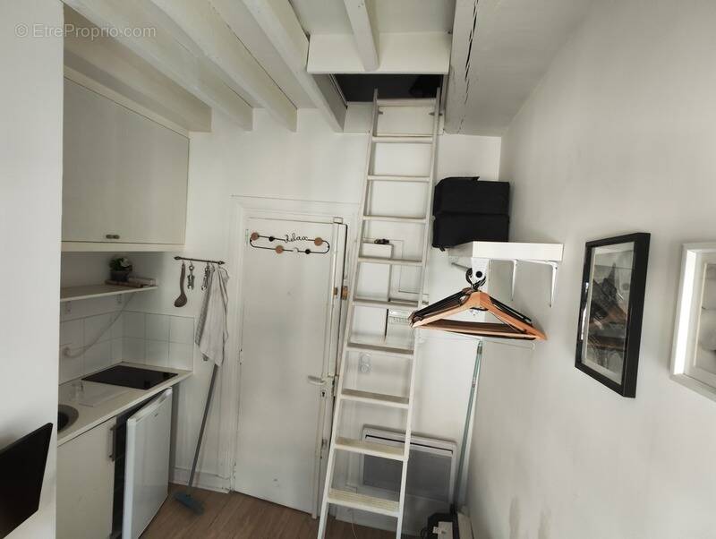 Appartement à PARIS-10E
