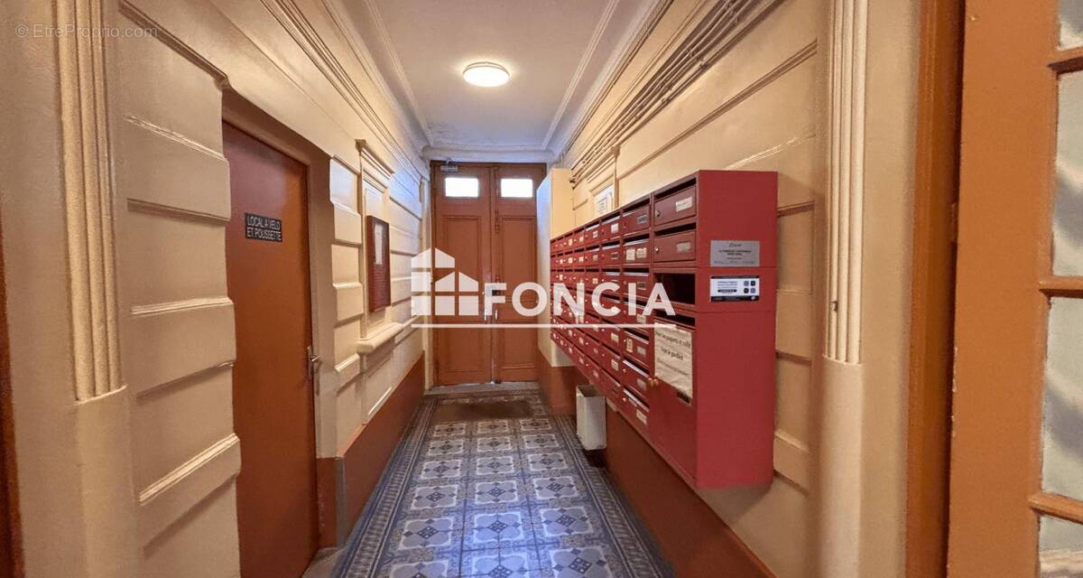 Appartement à PARIS-19E
