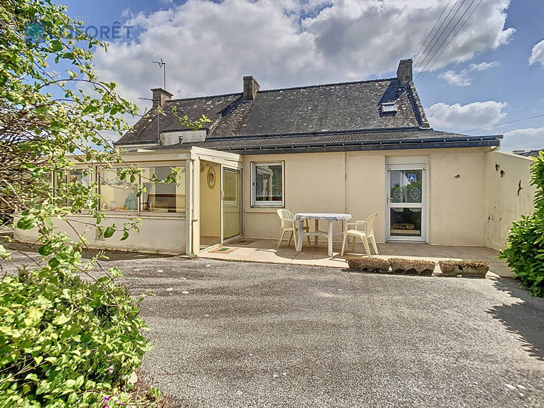 Maison à PLOUHINEC
