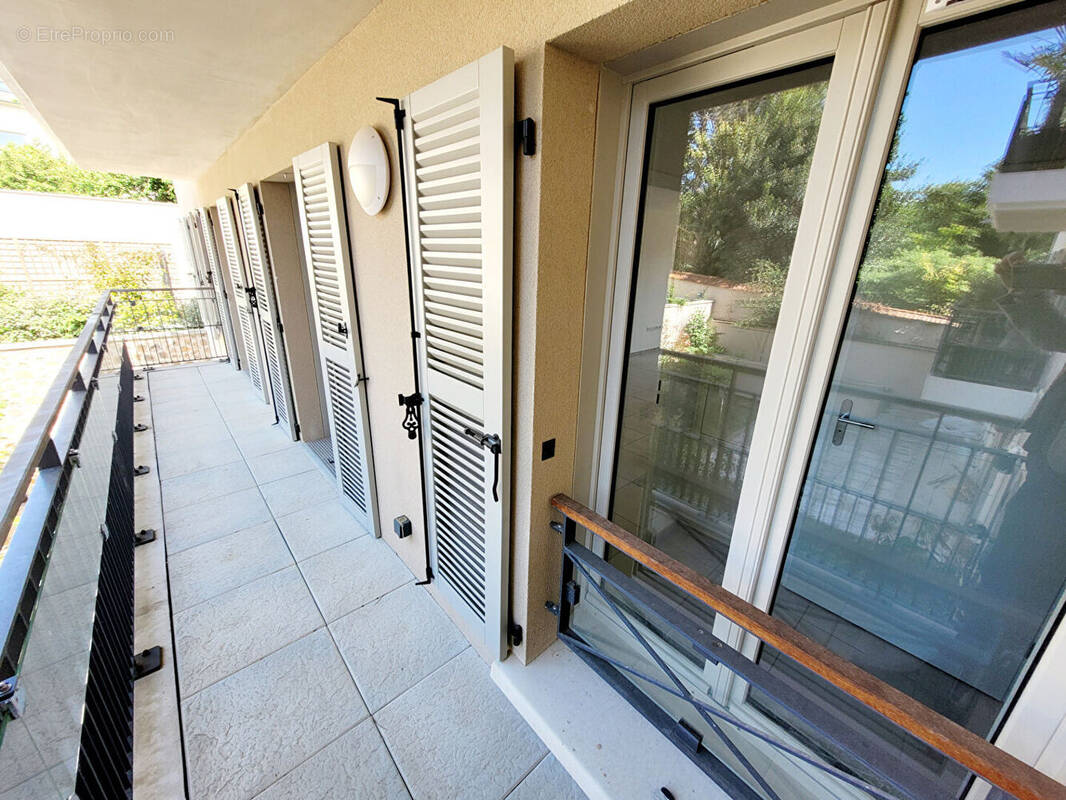 Appartement à VERRIERES-LE-BUISSON