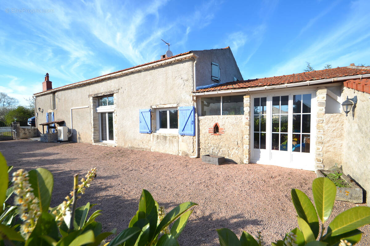 Maison à GANNAT