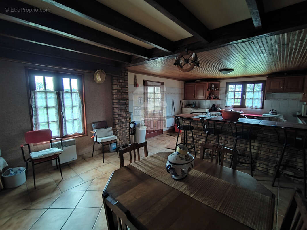 Maison à BEAUMONT-LE-ROGER