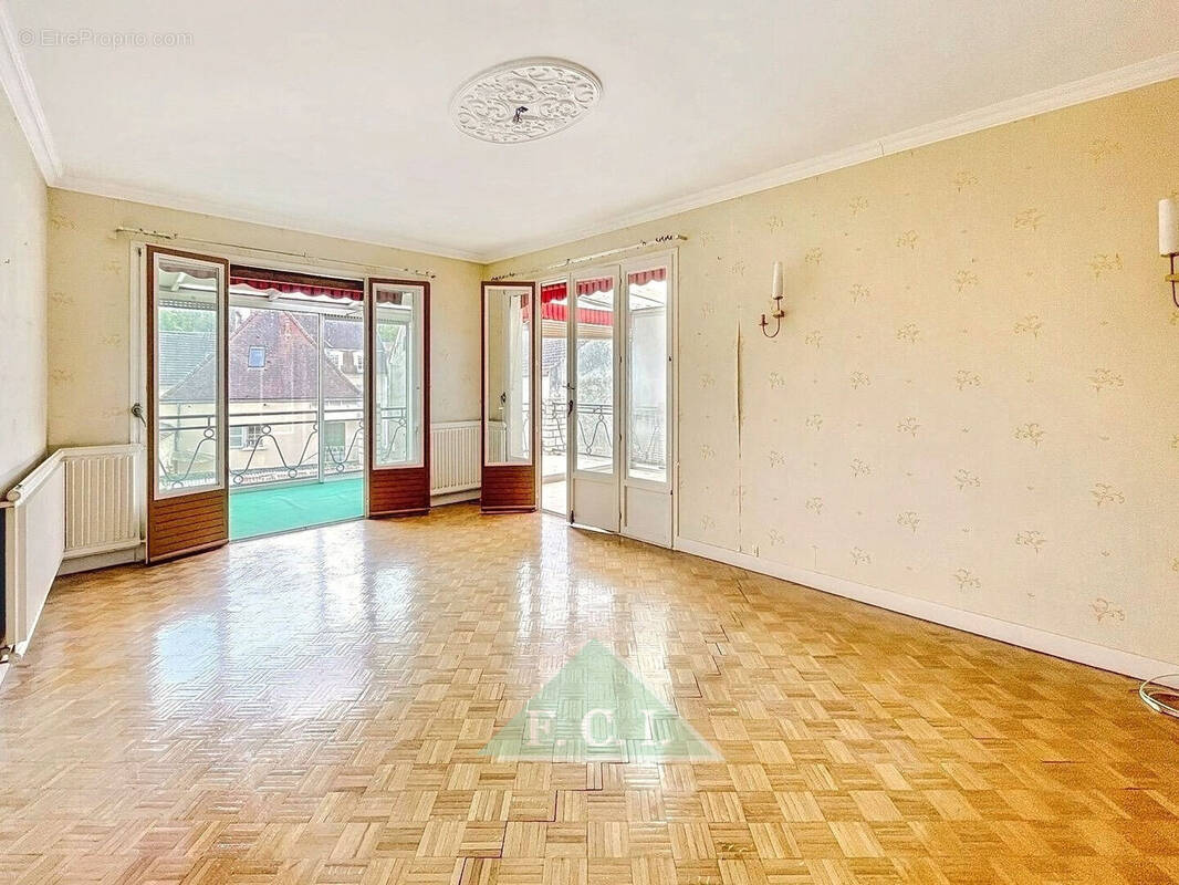 Appartement à MAULE