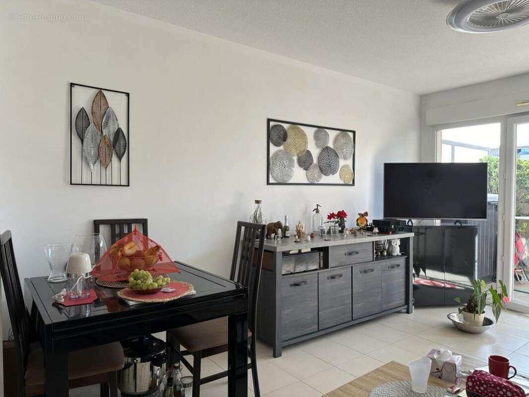 Photo 3 - Appartement à PUGET-SUR-ARGENS