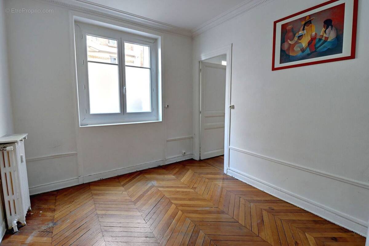 Appartement à ISSY-LES-MOULINEAUX
