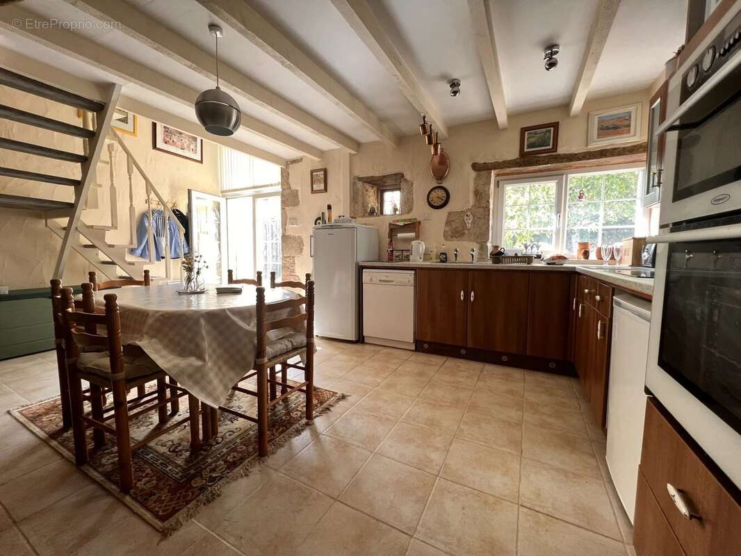 Maison à TAIZE-AIZIE