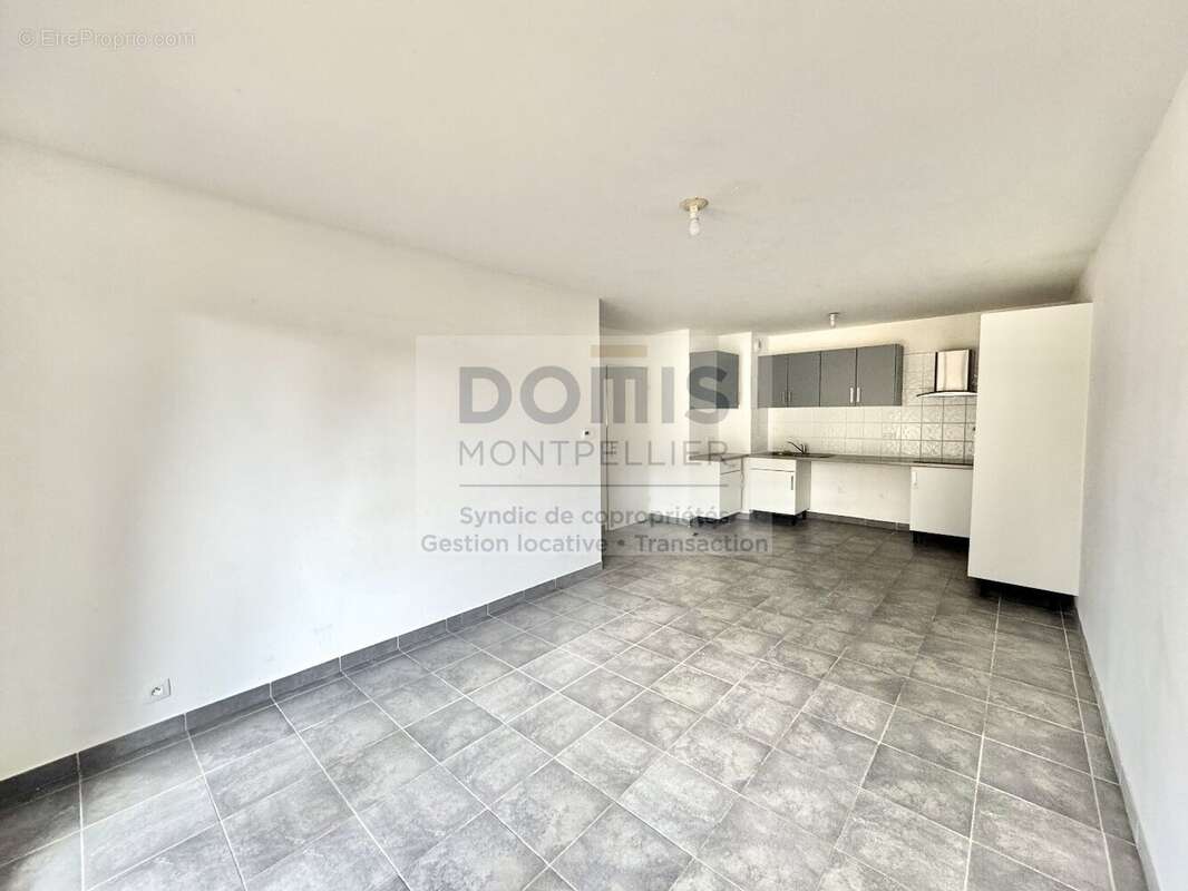 Appartement à JUVIGNAC