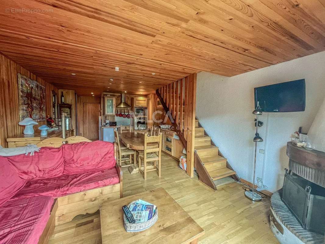 Appartement à SAINT-ETIENNE-DE-TINEE